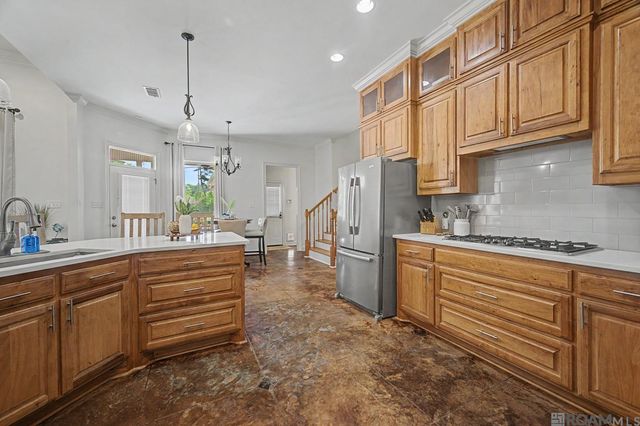 34062 Duff Rd, Walker, LA 70785