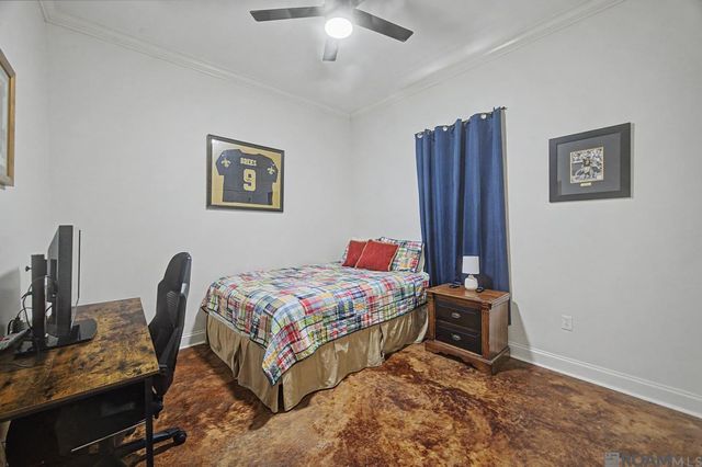 34062 Duff Rd, Walker, LA 70785