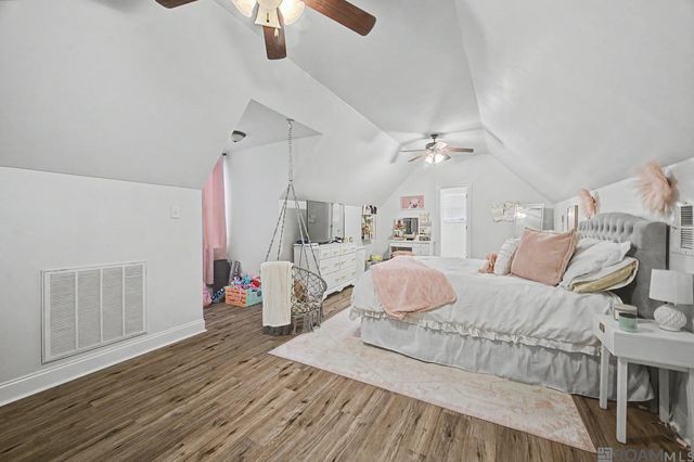 34062 Duff Rd, Walker, LA 70785