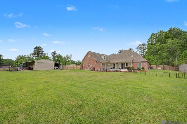 34062 Duff Rd, Walker, LA 70785