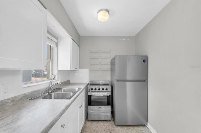 11095 2ND STREET E Unit B, Treasure Island, FL 33706