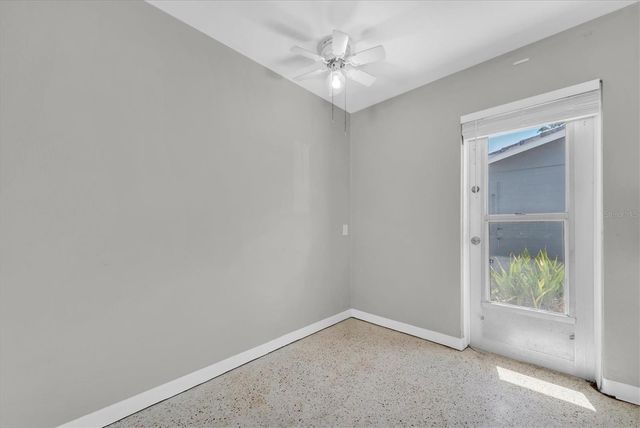 11095 2ND STREET E Unit B, Treasure Island, FL 33706