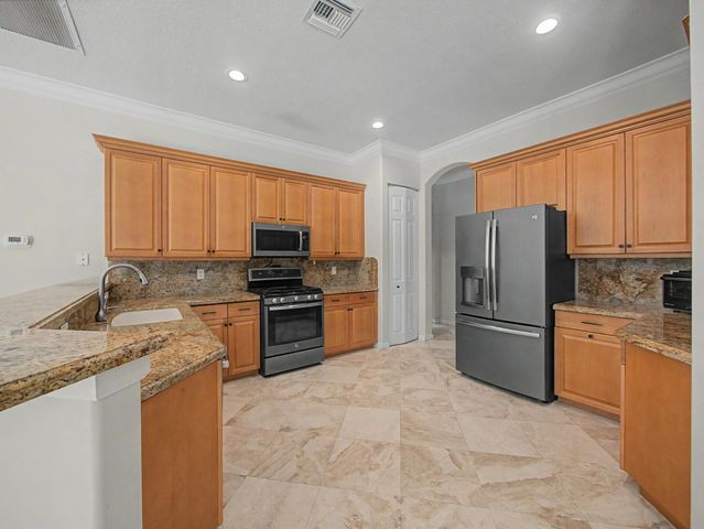 4126 Cedar Creek Ranch, Lake Worth, FL 33467