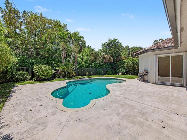 4126 Cedar Creek Ranch, Lake Worth, FL 33467