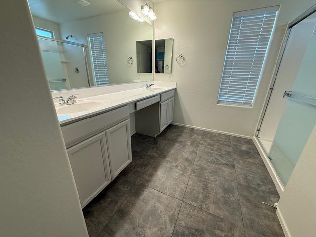 16579 W Jenan Drive, Surprise, AZ 85388