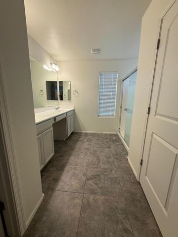 16579 W Jenan Drive, Surprise, AZ 85388