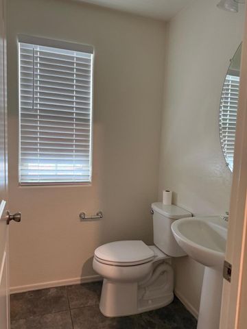 16579 W Jenan Drive, Surprise, AZ 85388