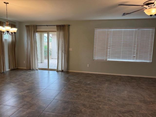 16579 W Jenan Drive, Surprise, AZ 85388