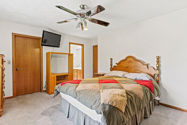 8485 Center Court, Belvidere, IL 61008