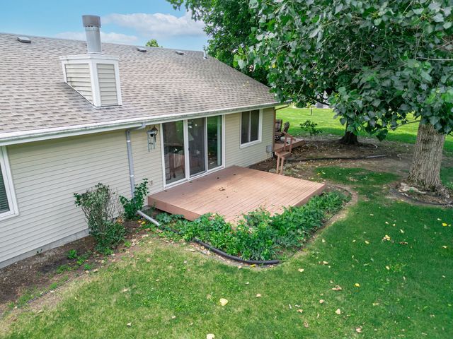 8485 Center Court, Belvidere, IL 61008