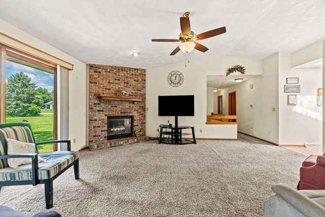 8485 Center Court, Belvidere, IL 61008