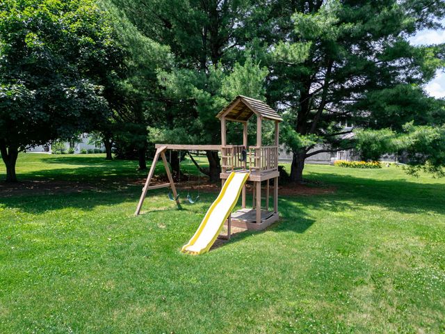 8485 Center Court, Belvidere, IL 61008