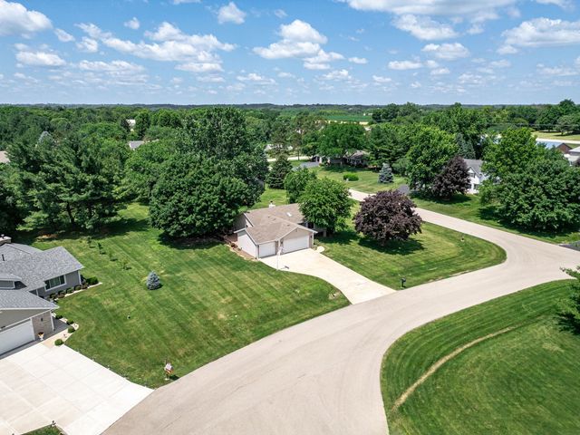 8485 Center Court, Belvidere, IL 61008