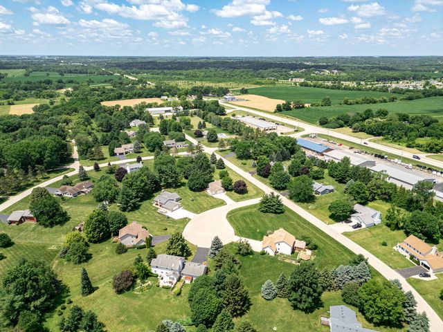 8485 Center Court, Belvidere, IL 61008