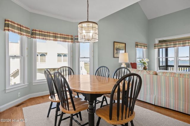 1711 E Fort Macon Road, Atlantic Beach, NC 28512