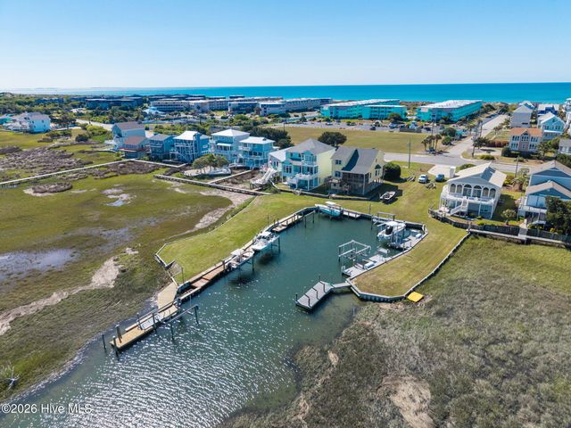 1711 E Fort Macon Road, Atlantic Beach, NC 28512