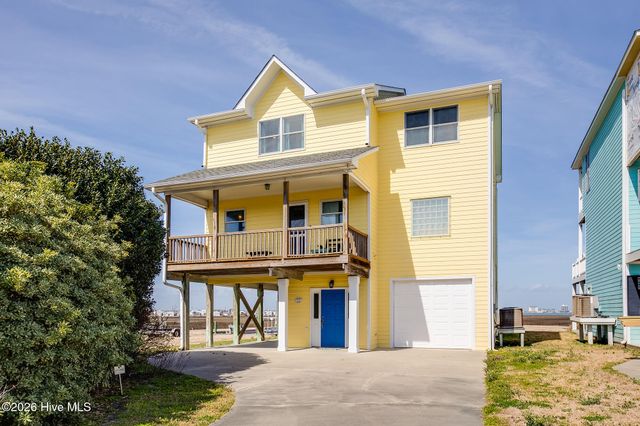 1711 E Fort Macon Road, Atlantic Beach, NC 28512