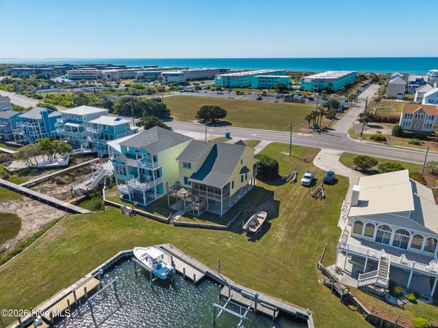 1711 E Fort Macon Road, Atlantic Beach, NC 28512