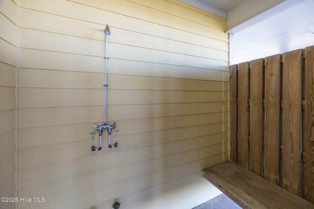 1711 E Fort Macon Road, Atlantic Beach, NC 28512