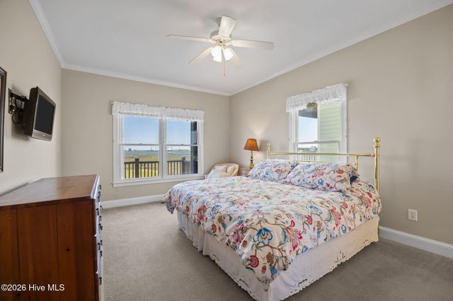 1711 E Fort Macon Road, Atlantic Beach, NC 28512