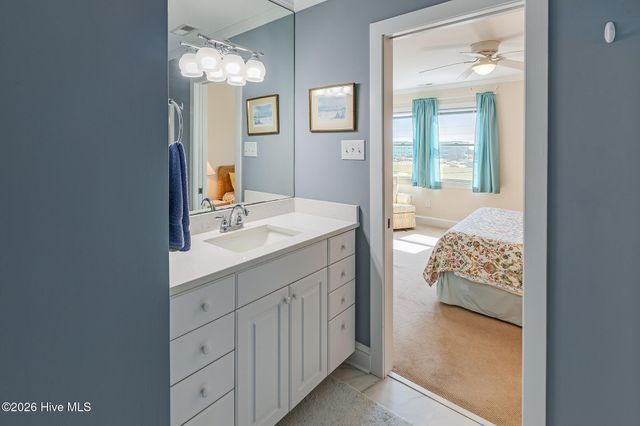 1711 E Fort Macon Road, Atlantic Beach, NC 28512