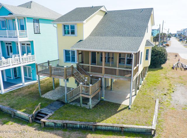 1711 E Fort Macon Road, Atlantic Beach, NC 28512