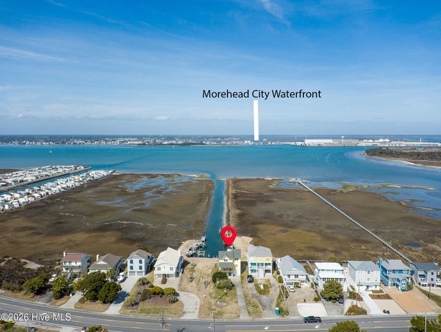 1711 E Fort Macon Road, Atlantic Beach, NC 28512