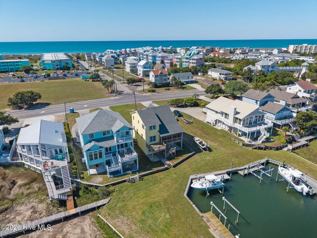 1711 E Fort Macon Road, Atlantic Beach, NC 28512