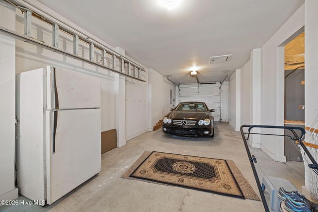 1711 E Fort Macon Road, Atlantic Beach, NC 28512