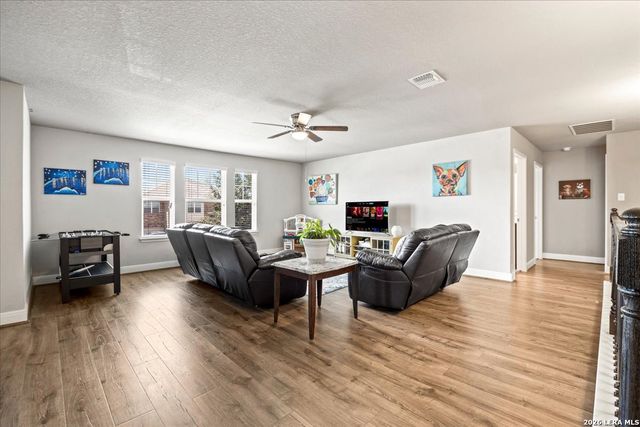 8906 Virginia Rye, San Antonio, TX 78254