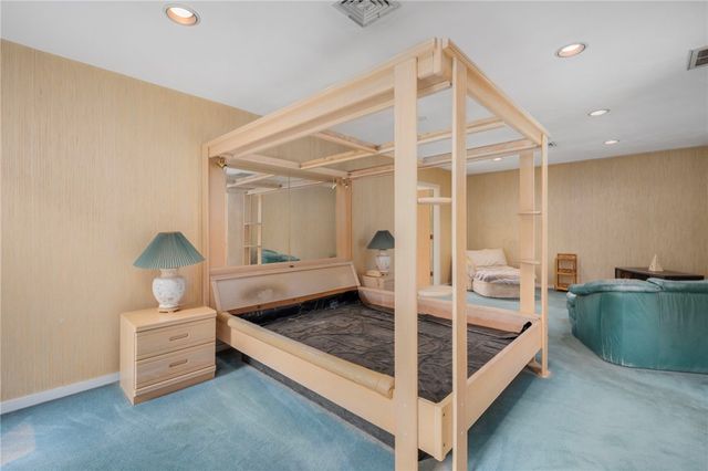 22 Golden View Drive, Johnston, RI 02919