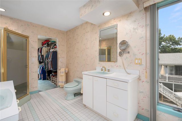 22 Golden View Drive, Johnston, RI 02919