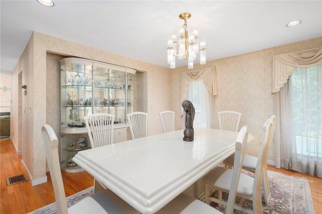 22 Golden View Drive, Johnston, RI 02919
