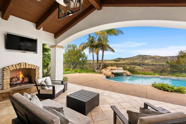 7628 Top Of The Morning Way, San Diego, CA 92127