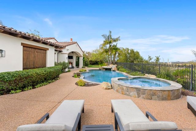 7628 Top Of The Morning Way, San Diego, CA 92127