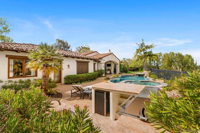 7628 Top Of The Morning Way, San Diego, CA 92127
