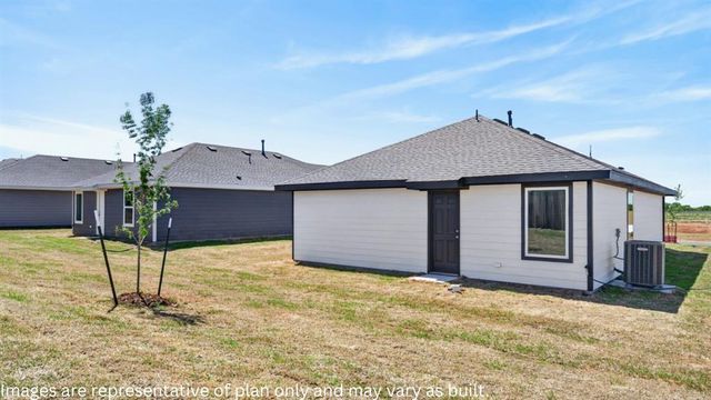 2003 Redbud Way, El Reno, OK 73036