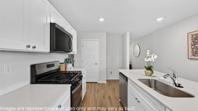 2003 Redbud Way, El Reno, OK 73036