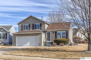 15454 Mormon Circle, Bennington, NE 68007