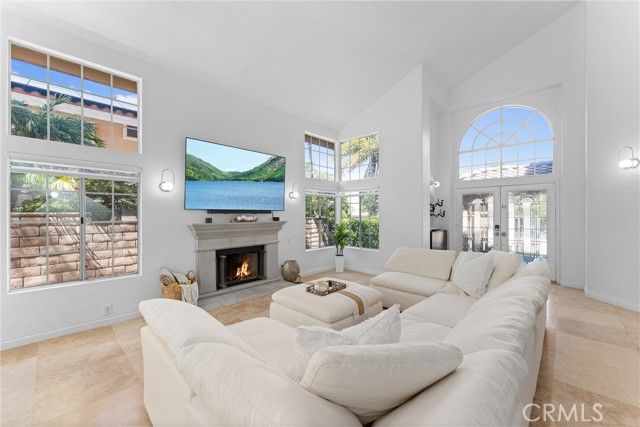 1720 San Alvarado Circle, Corona, CA 92882