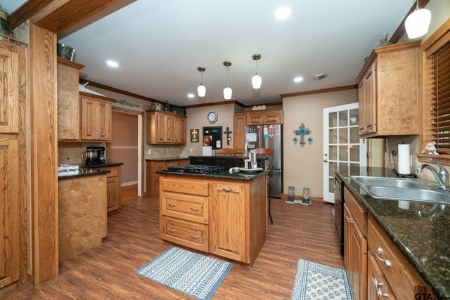 524 Florey, Kilgore, TX 75662