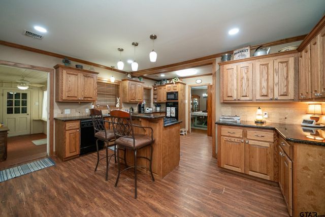 524 Florey, Kilgore, TX 75662