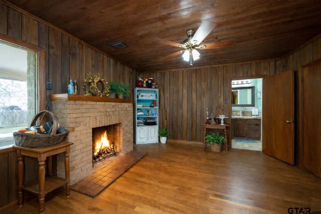 524 Florey, Kilgore, TX 75662