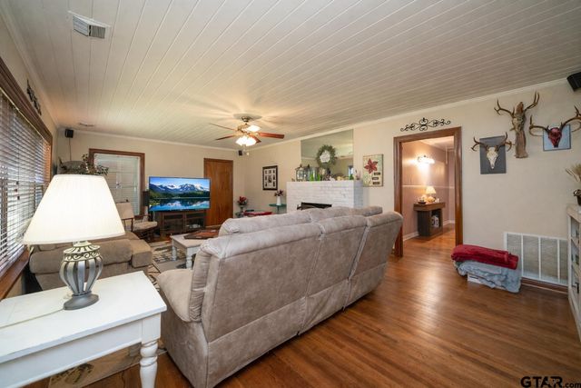 524 Florey, Kilgore, TX 75662