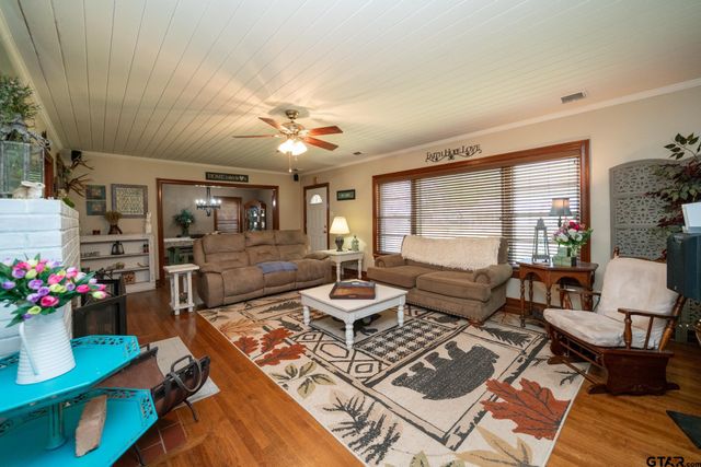 524 Florey, Kilgore, TX 75662