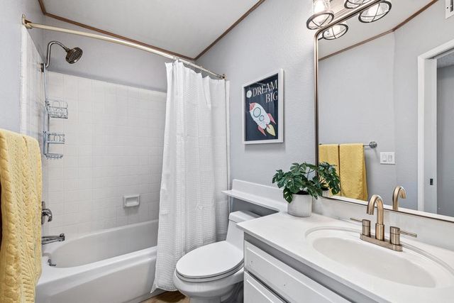 5834 Los Coyotes Drive, Palm Springs, CA 92264