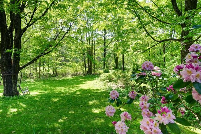 302 S Bolton Rd, Bolton, MA 01740