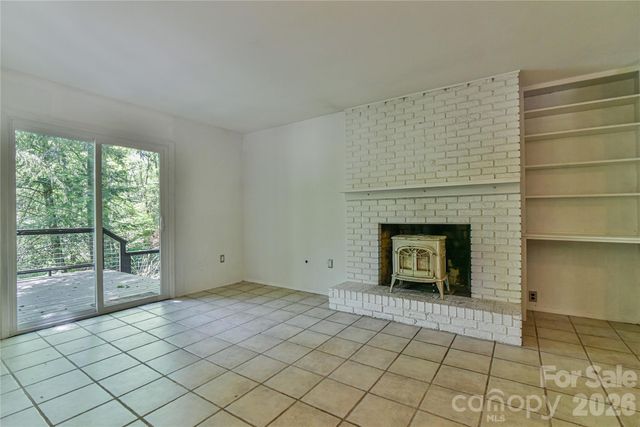 1 Hillcrest Lane, Black Mountain, NC 28711