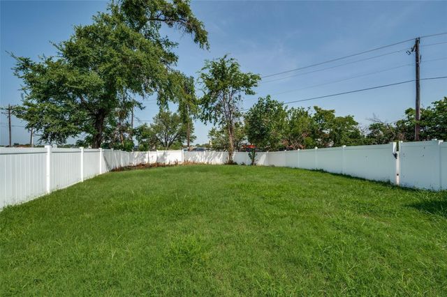 9801 Cedarcrest Drive, Providence Village, TX 76227