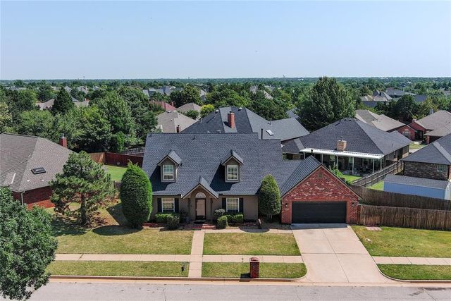 15604 Hyde Parke Drive, Edmond, OK 73013